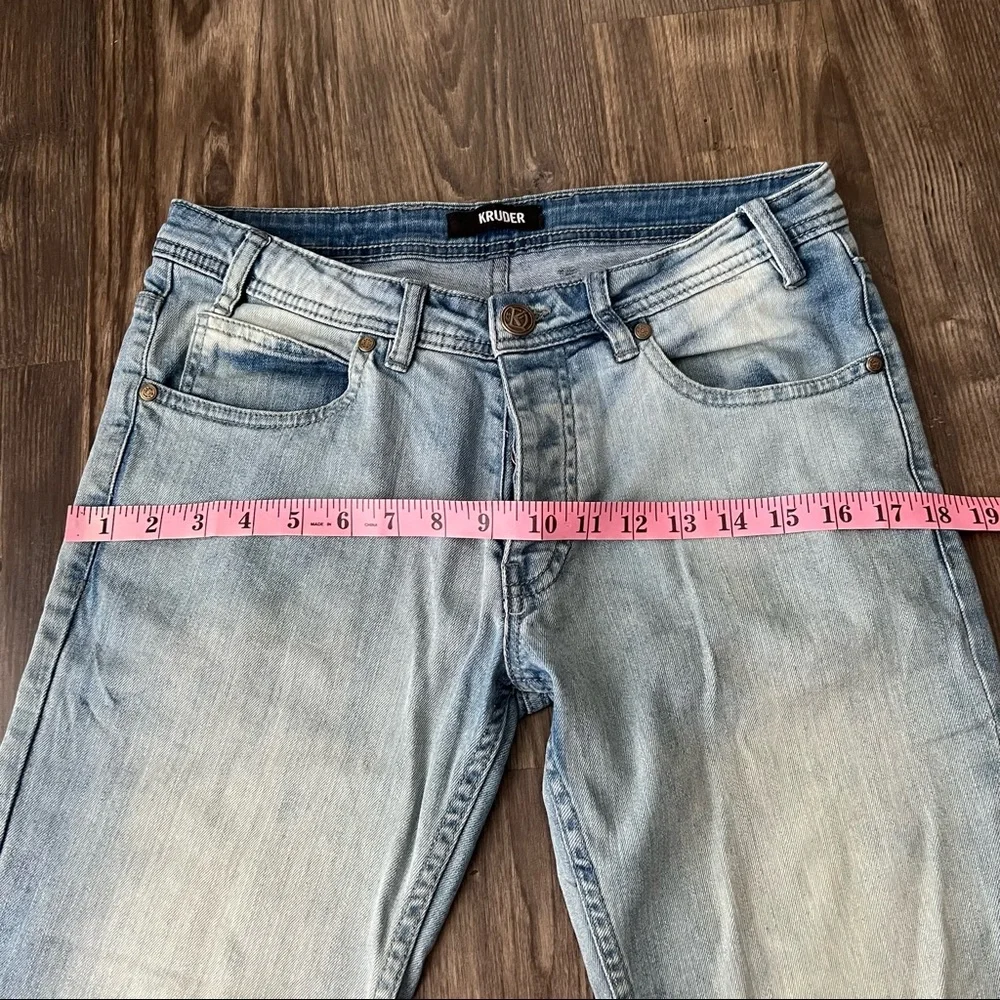 Kruder Bleach Light Wash Button Fly Jeans